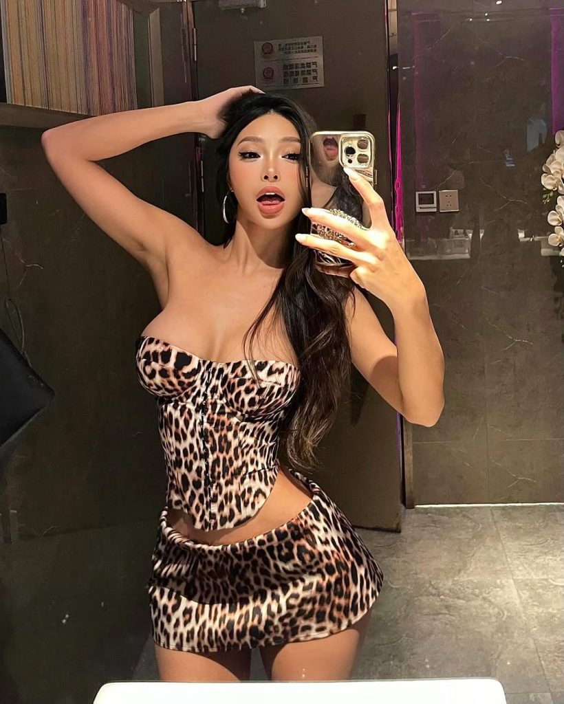 Fethiye Escort Natalia İster Eve İster Otelde Görüşürüz